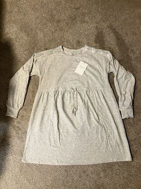 NWT Seraphine Maternity / Nursing Light Gray Long Sleeve Knit Sweatshirt / Tunic